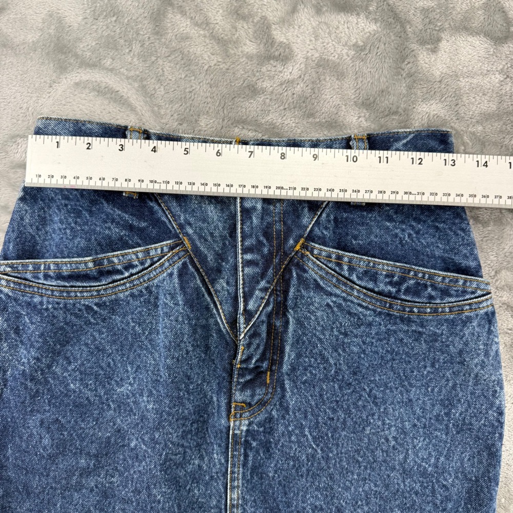 Vintage Nuovo Acid Wash Denim Mini Skirt High Waisted Western Yoke Blue Size 7 - Picture 5 of 16